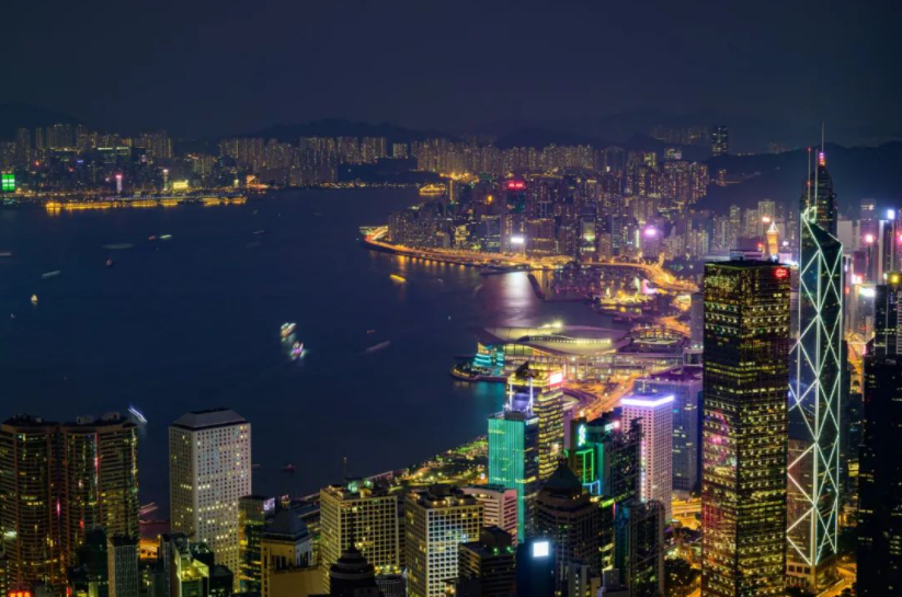 海外华人掀起“回国潮”，香港身份成最佳退路？